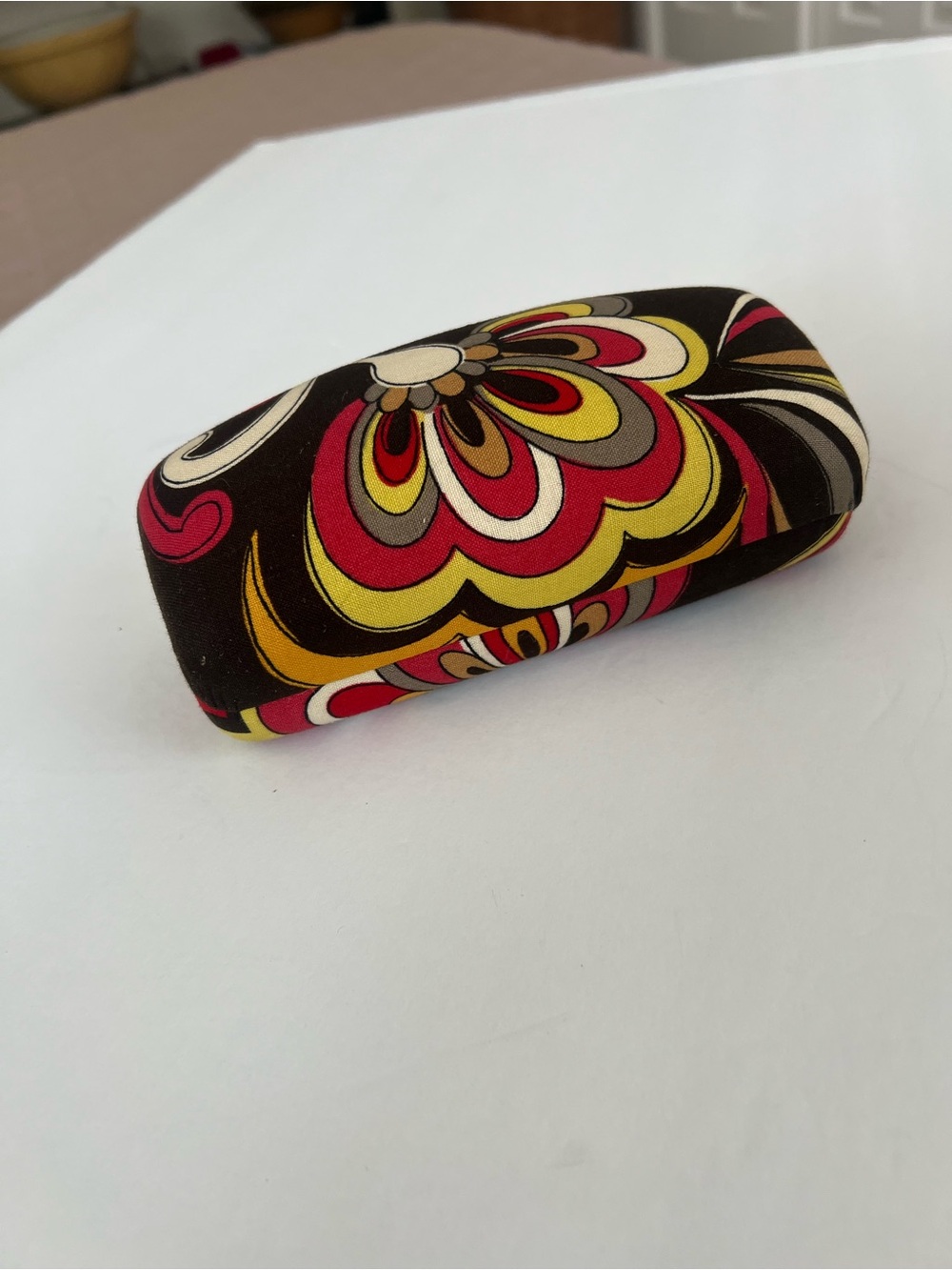 Vera Bradley Vintage Clamshell Glasses Case
PUCCINI 2008 - 2009